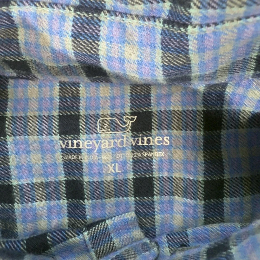 Vineyard Vines Whale Shirt Mens XL Blue Plaid Long Sleeve Button Down Stretch